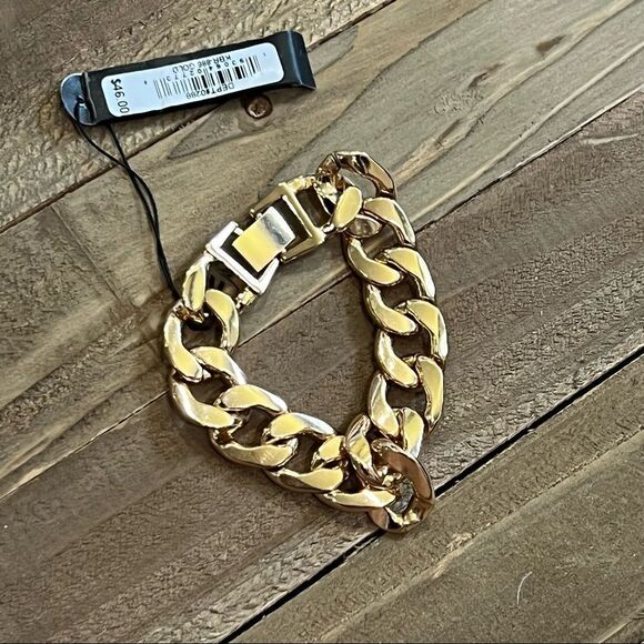 Aqua Chunky Link Chain Gold-Tone Wide Bracelet - Picture 5 of 5